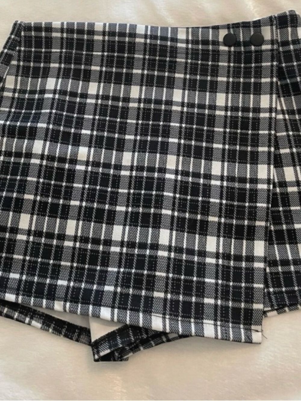 Sincerely Jules Black & White Plaid Mini Skort